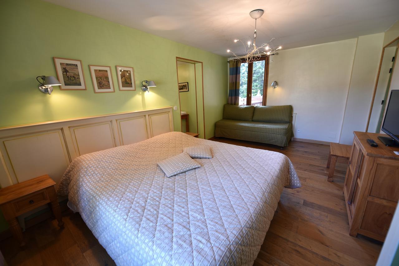 Saint-Alban-de-Montbel Les Lodges Du Lac מראה חיצוני תמונה